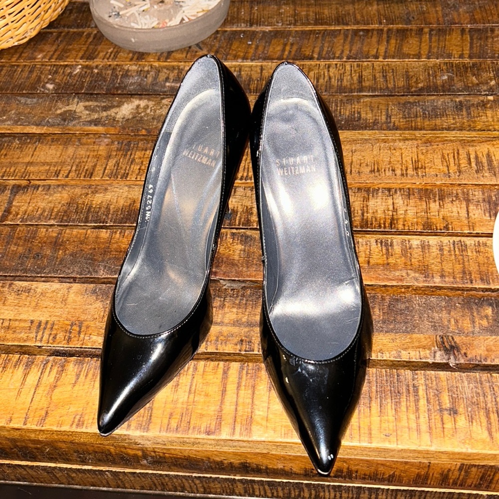 Stuart Weitzman heels SOLD